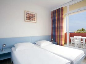 حجز فنادق وطيران