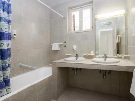 حجز فنادق وطيران