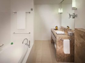 حجز فنادق وطيران